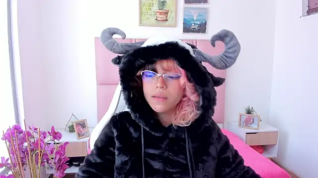 katalina garcia online show from February 10, 3:37 pm