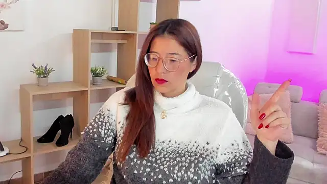 Snapshot of Antonnella_3 chatting on October 1, 12:32 pm Antonnella 3 online show from October 1, 12:32 pm