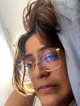 Juliana News online show from November 25, 4:09 pm