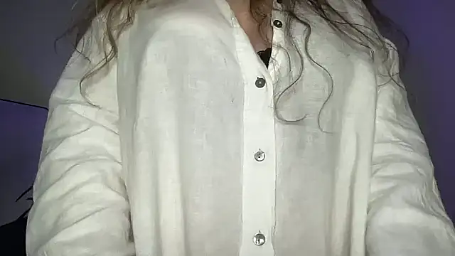 Sara Browney online show from November 4, 8:25 pm