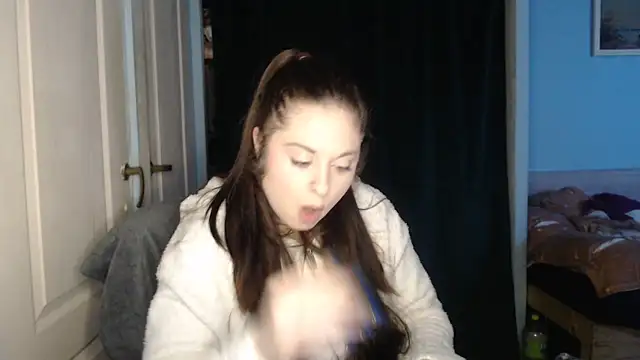 ryhhnnagold99 online show from March 5, 7:31 pm