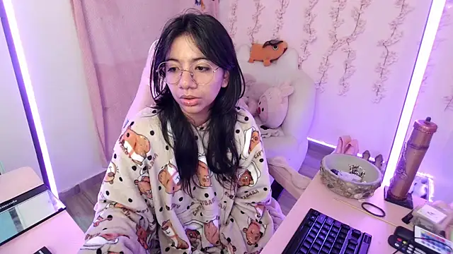 Nami usagi online show from December 17, 1:48 pm