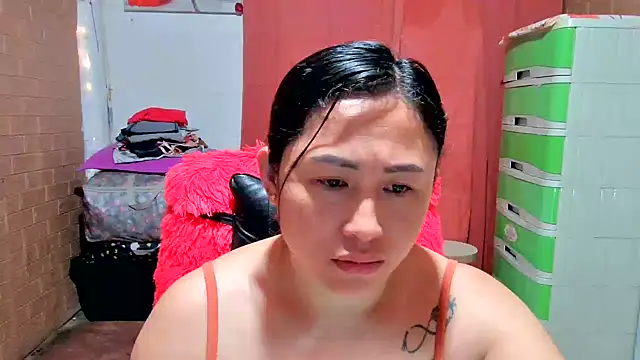 Ugly Filipina online show from October 20, 11:08 pm