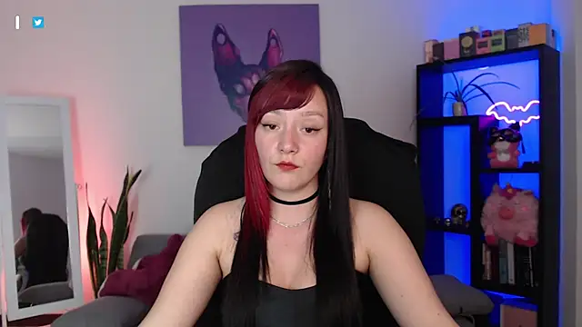 S Lilith  online show from May 15, 11:29 pm