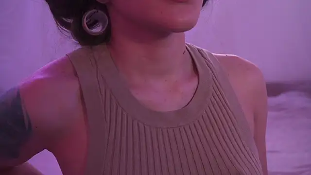 honeey  online show from November 10, 9:43 pm