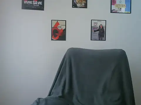 Snapshot of ZaraPepper_ chatting on October 17, 6:55 pm ZaraPepper  online show from October 17, 6:55 pm