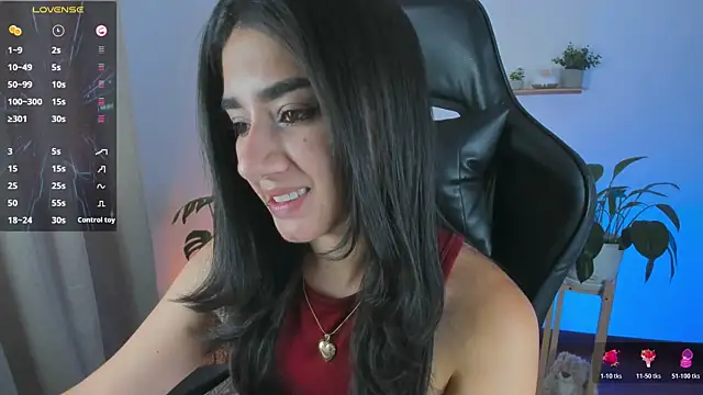 annadu011 online show from March 27, 2:29 pm