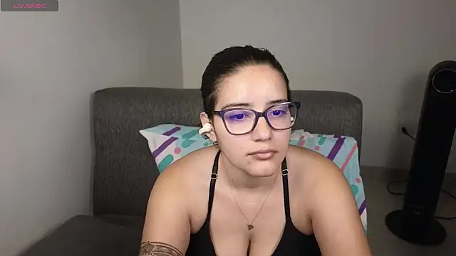 blue  moon  online show from November 8, 10:04 pm