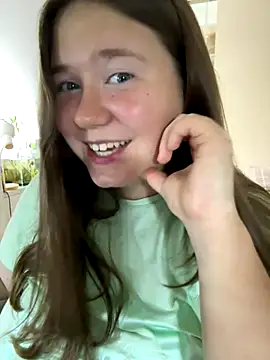 remirann  online show from September 11, 6:19 pm