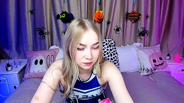 LilyStarlight online show from October 30, 5:10 am