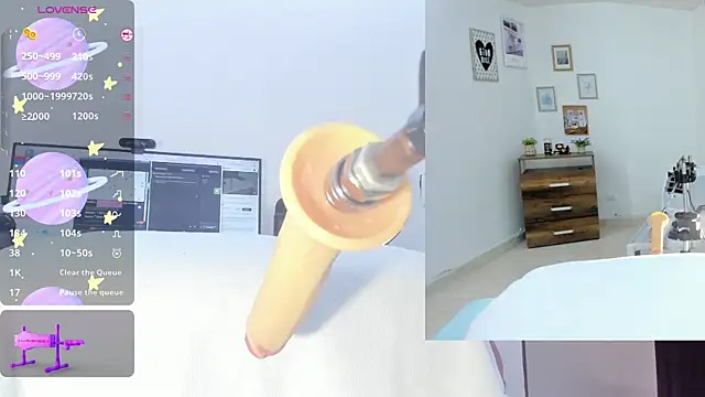 sofi velez online show from September 14, 5:33 pm