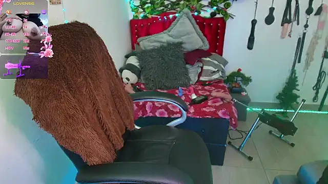 elektra 32 online show from March 30, 6:35 am