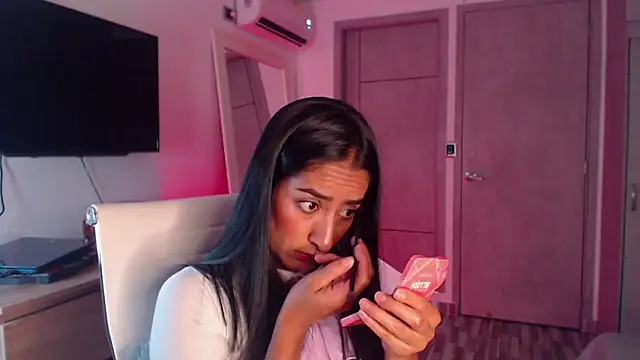 Brown skin11 online show from October 31, 10:14 pm