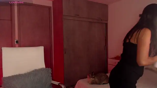 Brown skin11 online show from March 31, 9:37 pm