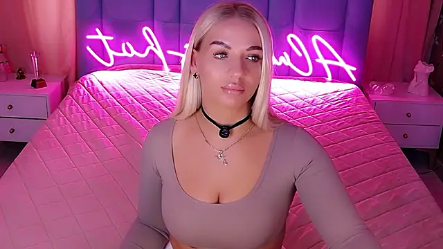 AllwaysHotJ online show from March 14, 2:45 am