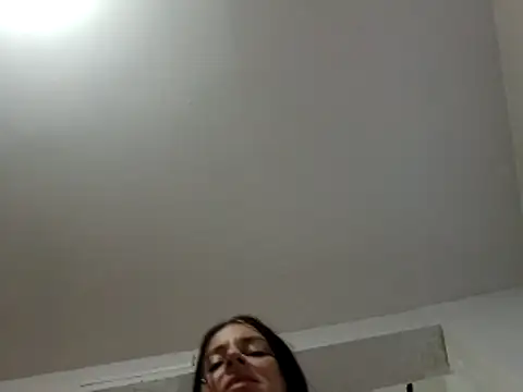 khloebanques online show from March 1, 11:48 pm