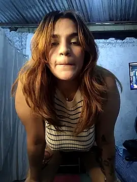 SexyFriends  online show from December 17, 1:11 am