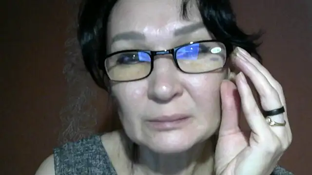 PrettyAndWild online show from November 25, 3:36 pm