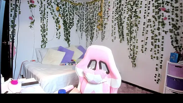 violeta milleer online show from March 22, 5:41 pm