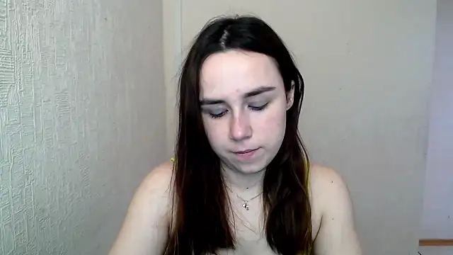 VeryVeryVeryShy  online show from February 22, 7:20 am