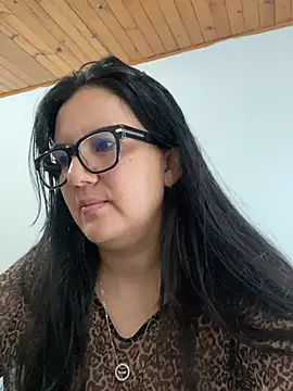 SWEETLILY18 online show from April 9, 12:54 pm