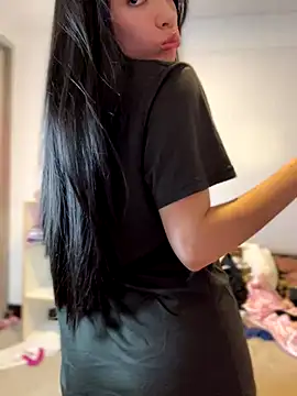 martiiaciar online show from October 24, 1:12 am