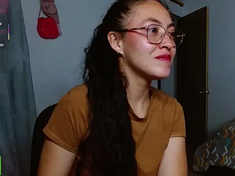 Snapshot of Olivia_Bright chatting on February 18, 2:54 am Olivia Bright online show from February 18, 2:54 am