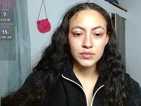 Snapshot of Olivia_Bright chatting on February 9, 1:41 am Olivia Bright online show from February 9, 1:41 am