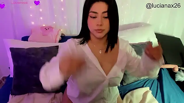 lucy26  online show from November 7, 3:12 am