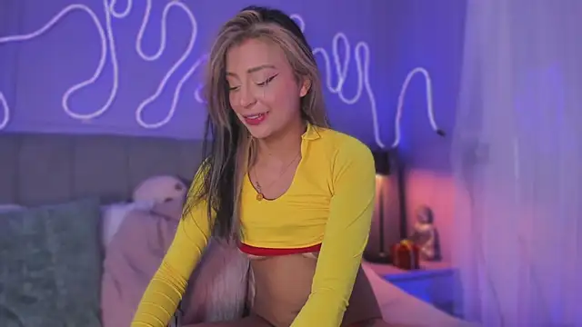 Sofly s online show from November 28, 1:14 pm