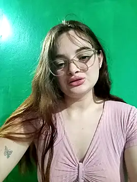 Emmacut online show from November 27, 9:28 pm