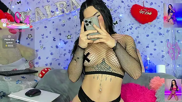 Snapshot of CelesteGill_ chatting on October 11, 3:44 am CelesteGill  online show from October 11, 3:44 am