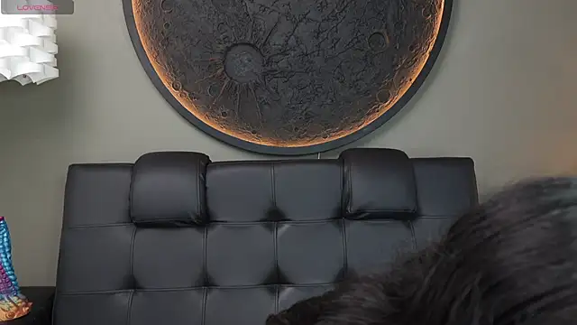 miss vaiolette online show from November 6, 11:16 am