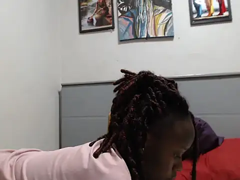 CandyLovesU2 online show from December 13, 8:04 pm