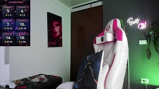 stelleknox  online show from April 11, 9:40 pm