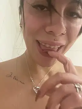 Silvanna-Moree online show from April 8, 3:25 pm