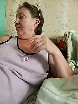Wendy Kristi online show from August 2, 11:46 am