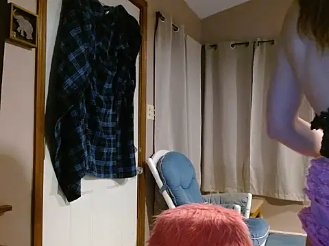 missymilf online show from November 27, 2:14 am