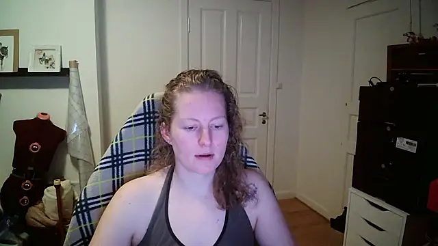 Girlnina-1995 online show from January 16, 10:55 am