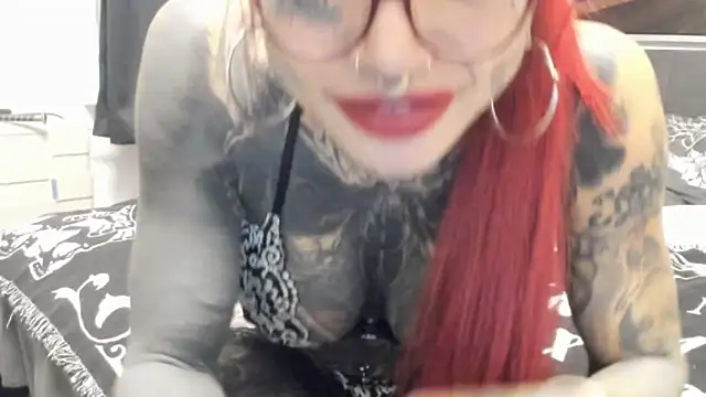 tamarapervert online show from October 24, 8:27 pm