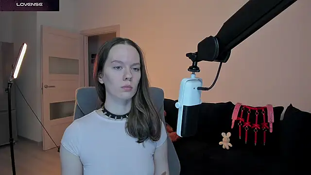 SharkyBaby online show from February 22, 2:51 pm