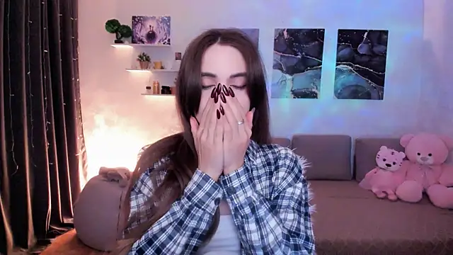 Snapshot of aPieceOfJoy chatting on October 21, 3:21 am aPieceOfJoy online show from October 21, 3:21 am