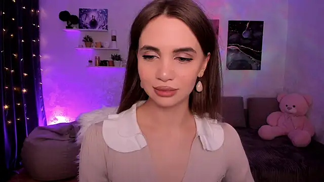 aPieceOfJoy online show from December 21, 10:24 pm