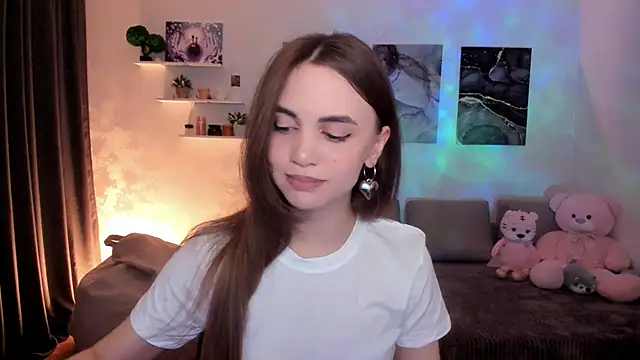 aPieceOfJoy online show from April 17, 3:41 am