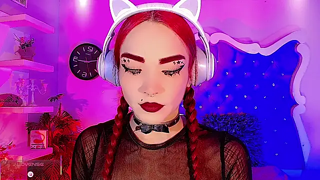 LeyXandrabraz online show from April 9, 8:25 pm