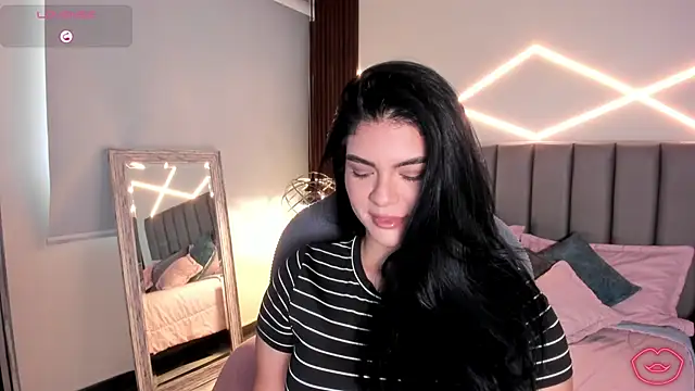 Veronicalanx1 online show from April 6, 11:55 am