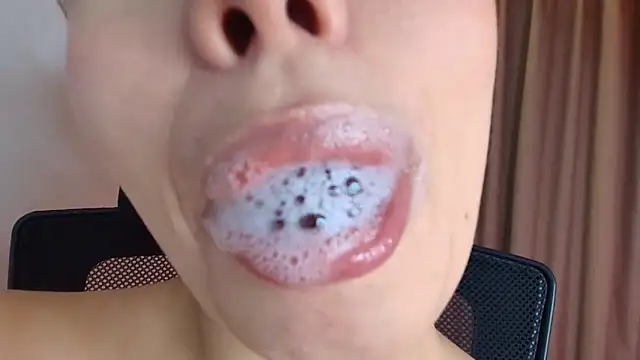 lisbet21x online show from April 8, 10:34 pm