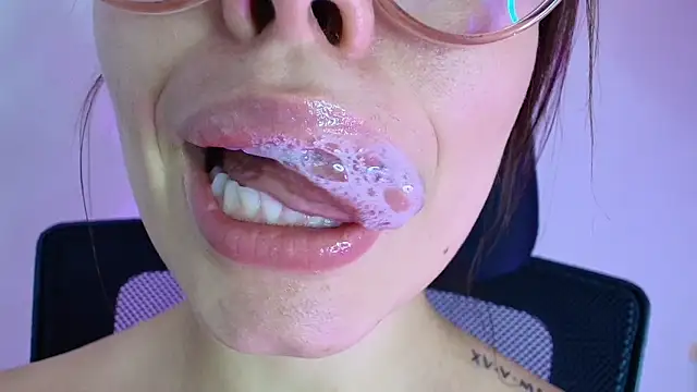 lisbet21x online show from November 24, 10:34 pm