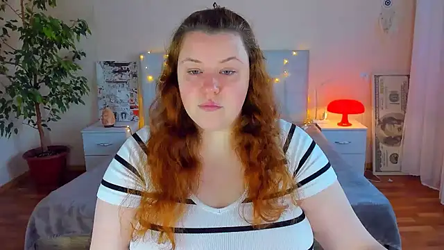 PolinaSalvatore online show from April 4, 2:38 pm