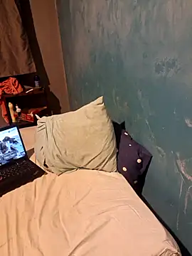 niCuNin online show from November 30, 10:36 pm